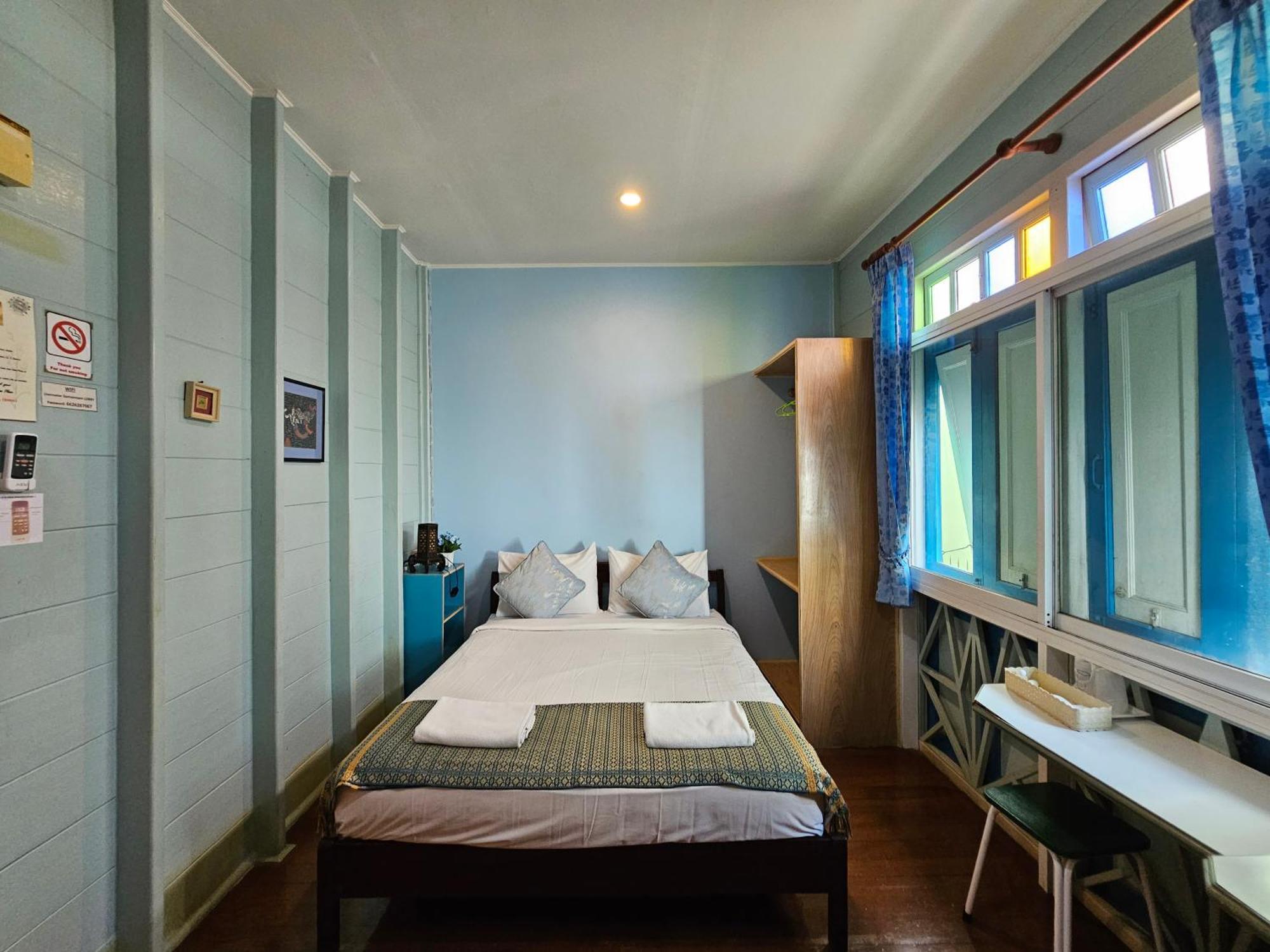 Samsen Sam Place Bangkok Exteriör bild